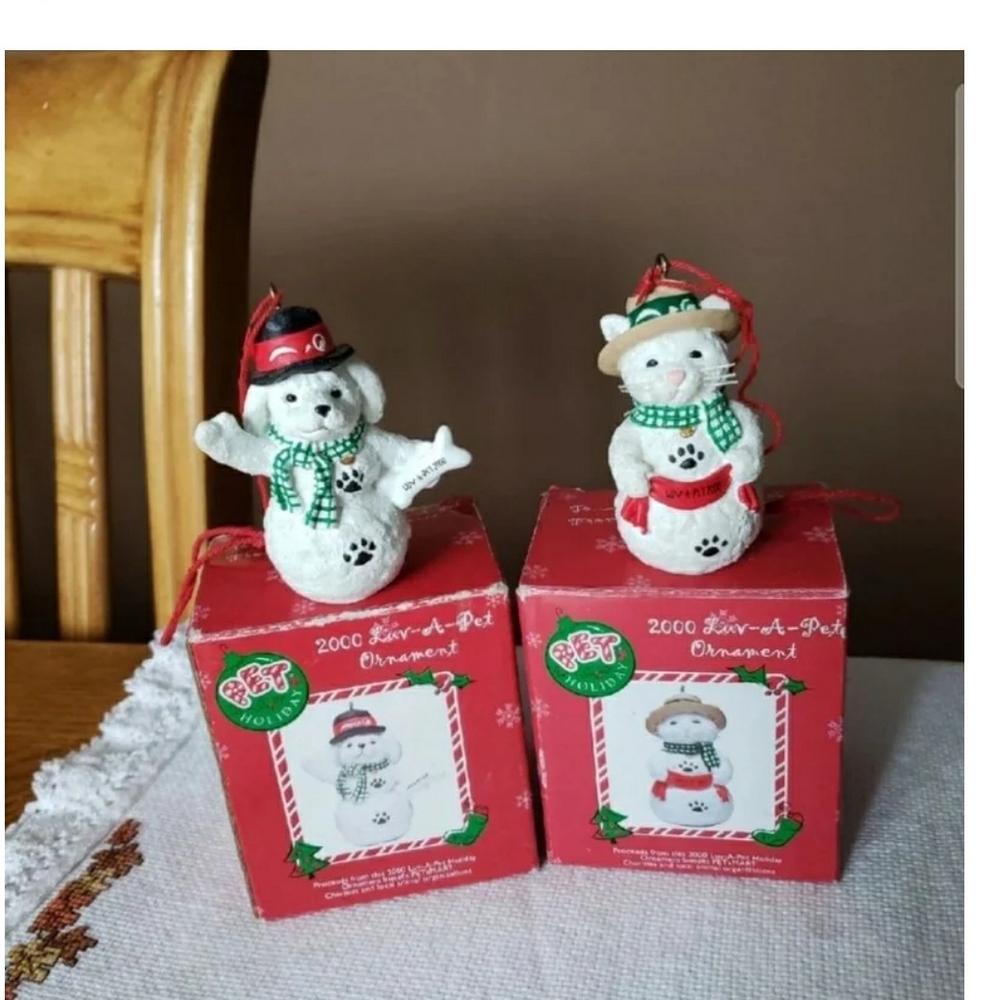 Vintage 2000 PET HOLIDAY Christmas Tree Ornament